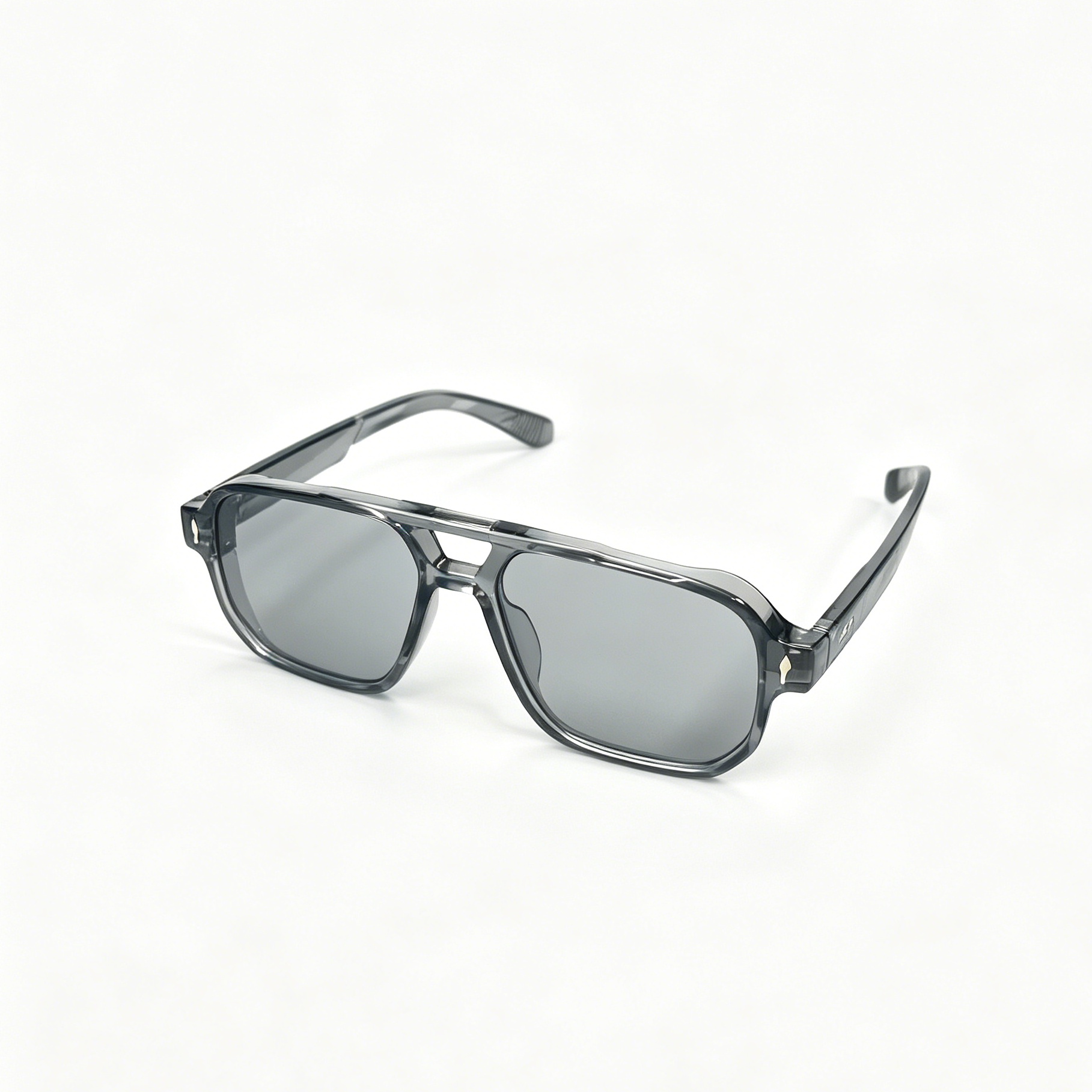 Lightweight Clear Gray Sunglasses Modern Classic Style