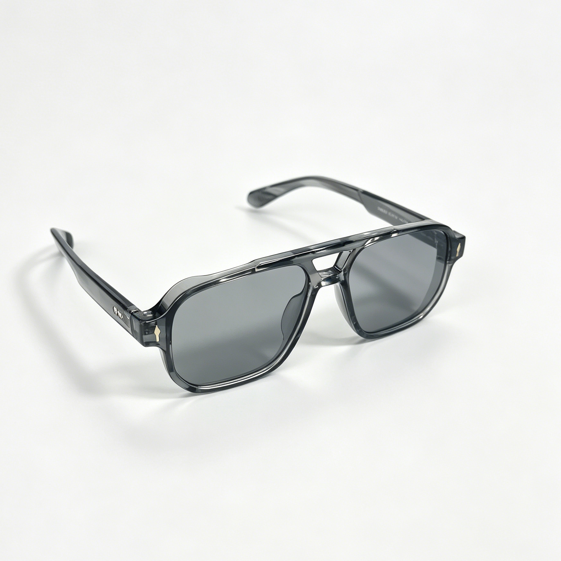 Lightweight Clear Gray Sunglasses Modern Classic Style