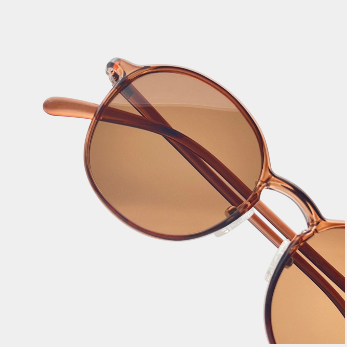 TR90 Ultra-Lightweight Oversized Round Sunglasses